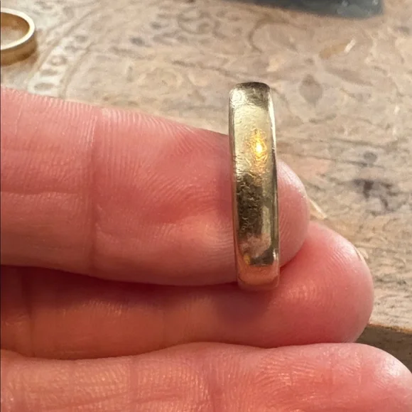 14 K wedding band size 9 - Picture 3 of 5